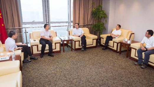 供应链综合商业服务平台迈进浙江第一站 — — QG刮刮乐与温州交运集团战略签约